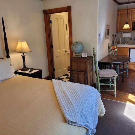 Oak Hill Inn จูเลียน ภายนอก รูปภาพ