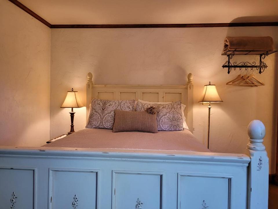 Oak Hill Inn จูเลียน ภายนอก รูปภาพ
