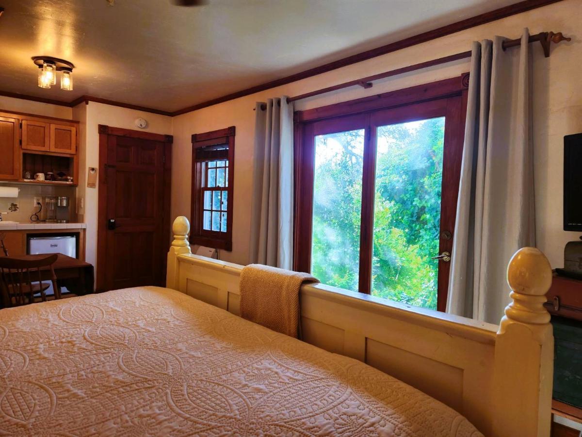 Oak Hill Inn จูเลียน ภายนอก รูปภาพ